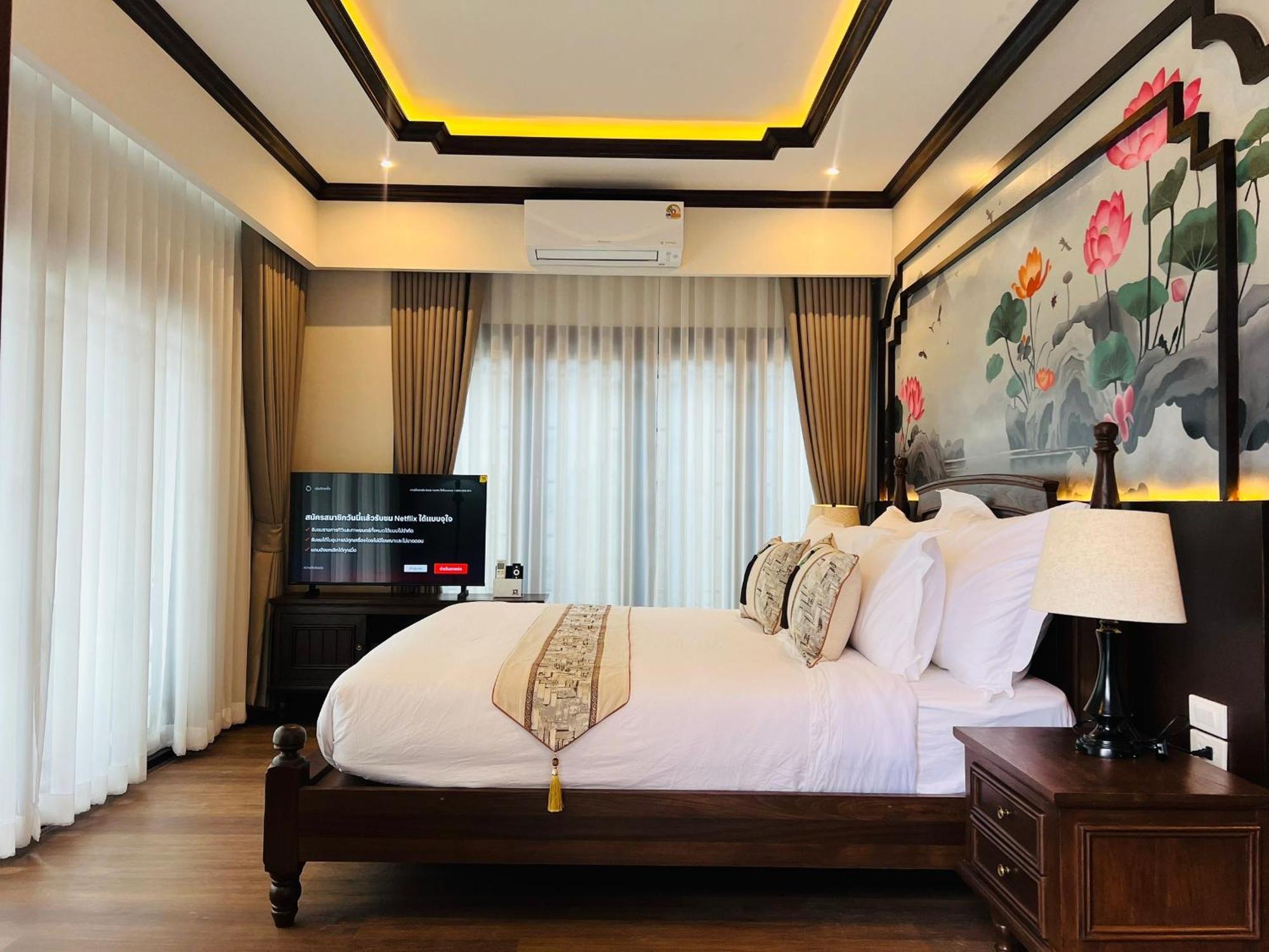 Longlai Kezhan Ban Rak Thai Exterior foto