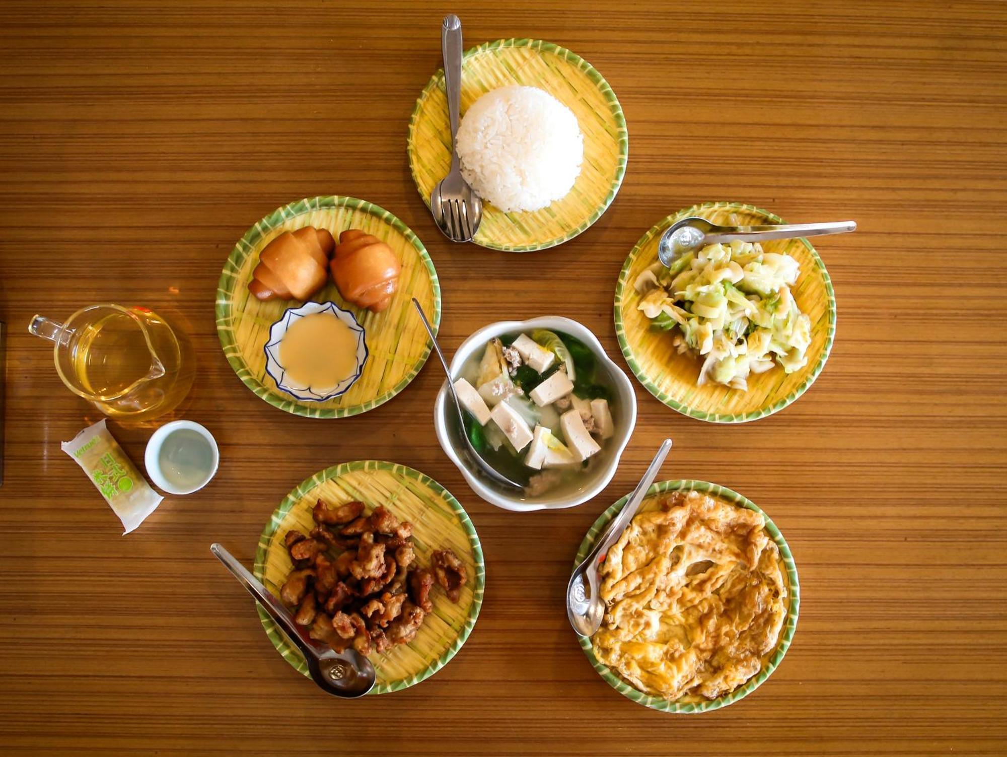 Longlai Kezhan Ban Rak Thai Exterior foto